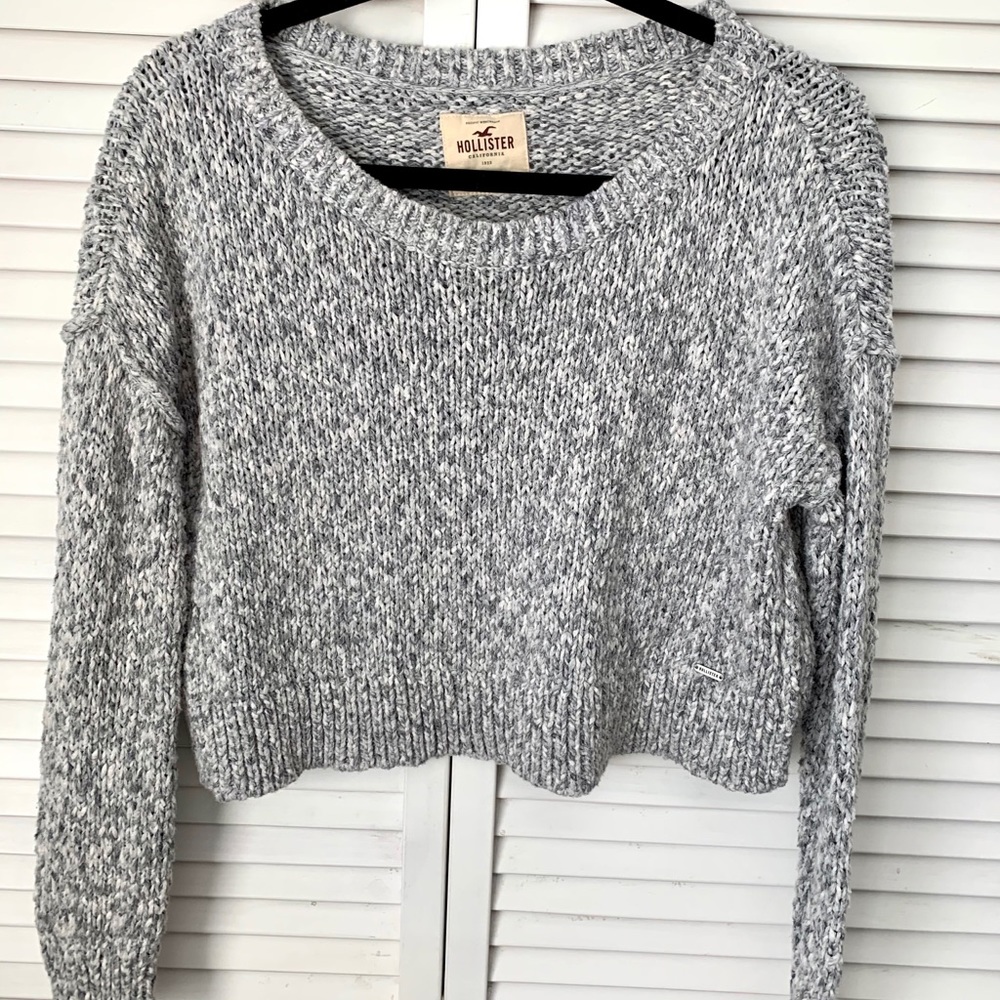 Hollister grey knit sweater